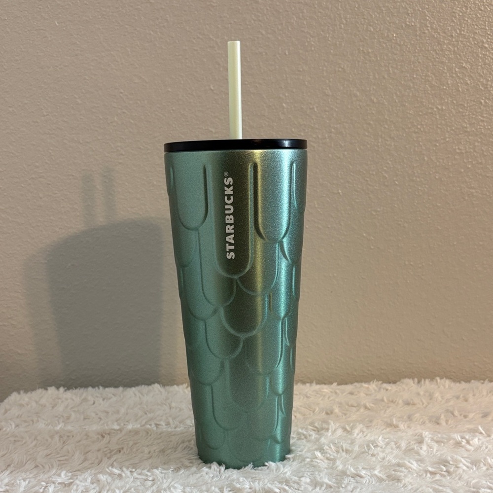 Starbucks Stainless Steel Mermaid Scale 24 oz Tumbler